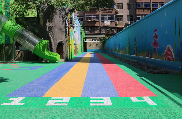 幼兒園懸浮地板上面可以停車行車嗎？